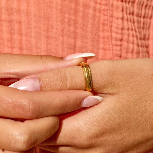 Diamond Cut Fidget Ring